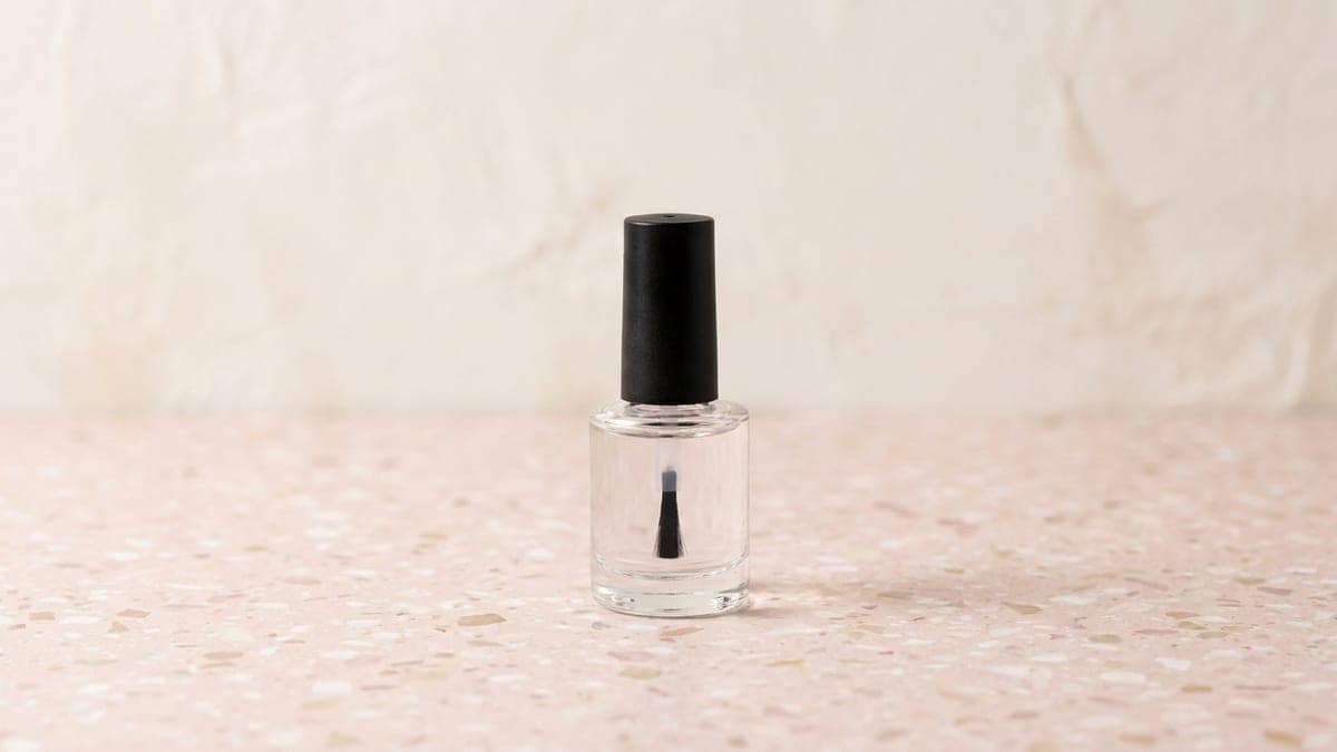 Flacon de top coat transparent pour semi-permanent, bouchon pinceau noir