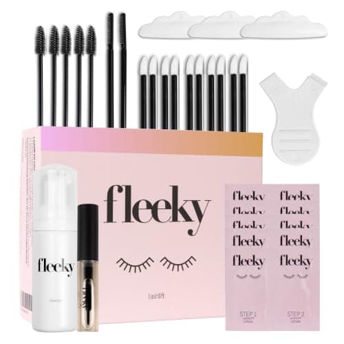 Kit fleeky Lash Lift Maxi : boîte rose, flacon moussant, colle, sachets Step 1 et Step 2, brosses et pads blancs